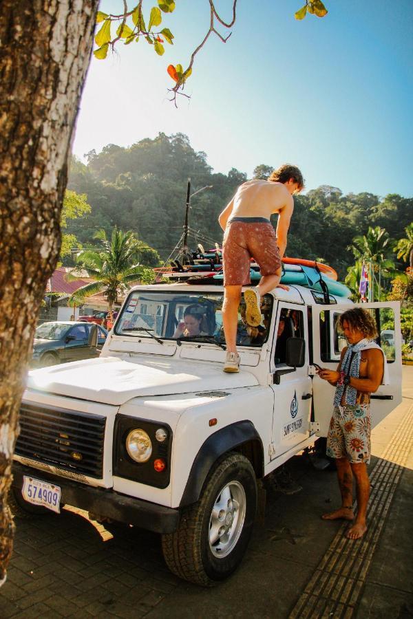 Surf Synergy All-Inclusive Surf Retreat Jaco Bagian luar foto