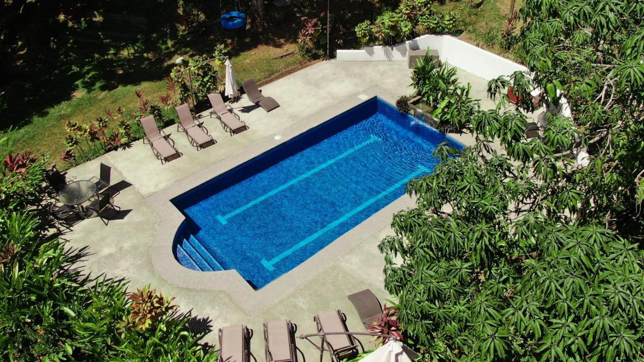Surf Synergy All-Inclusive Surf Retreat Jaco Bagian luar foto