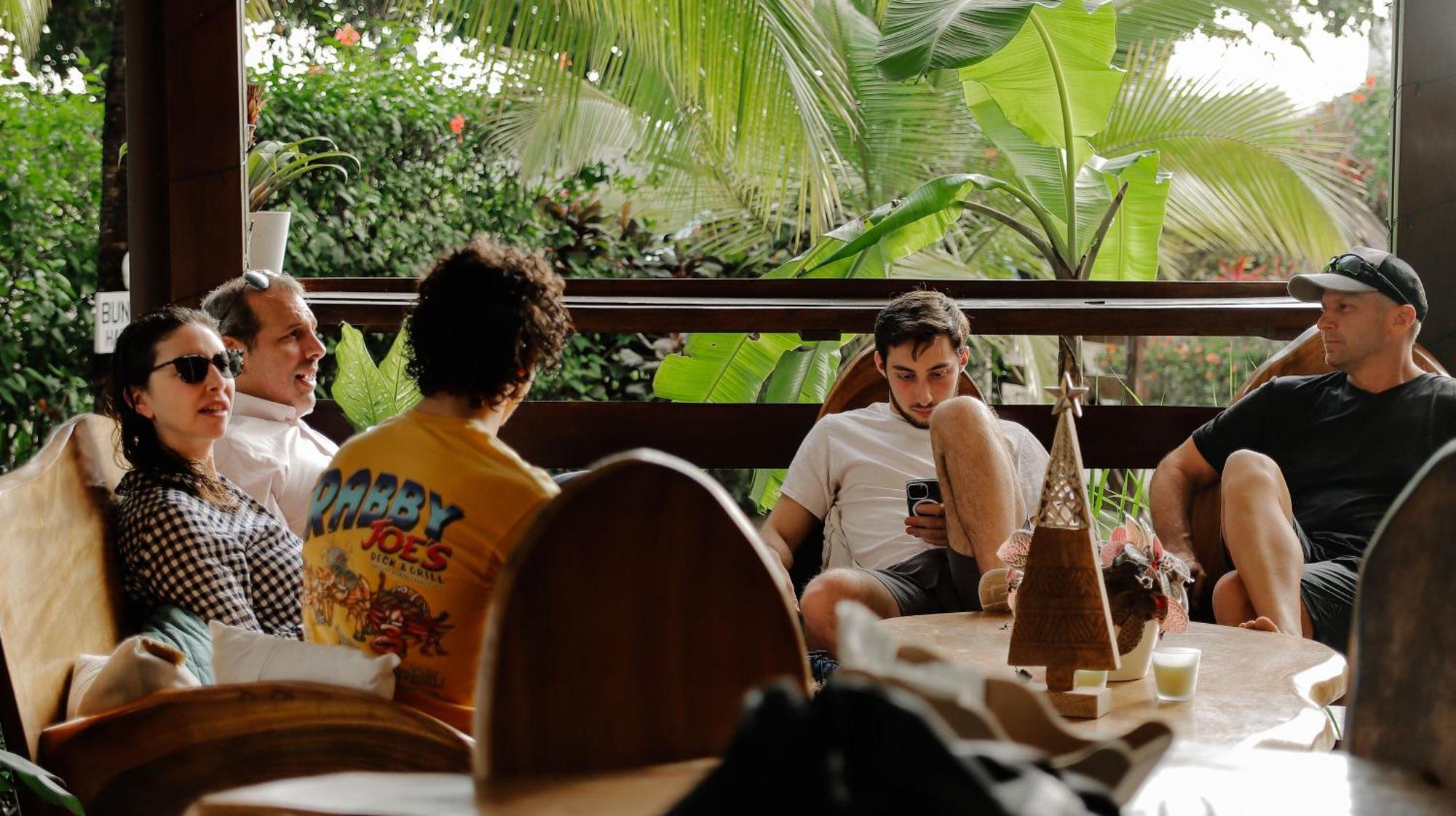 Surf Synergy All-Inclusive Surf Retreat Jaco Bagian luar foto